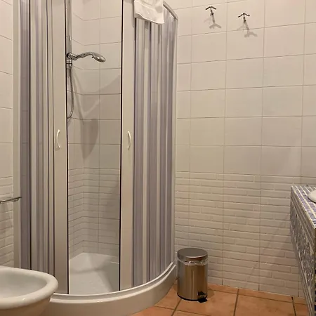 A Due Passi Dal Ponte Tarento