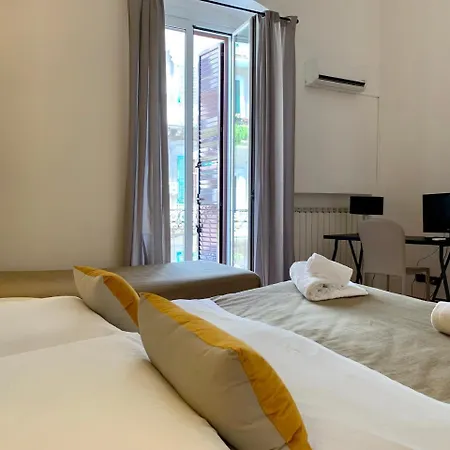 Pensión A Due Passi Dal Ponte Tarento