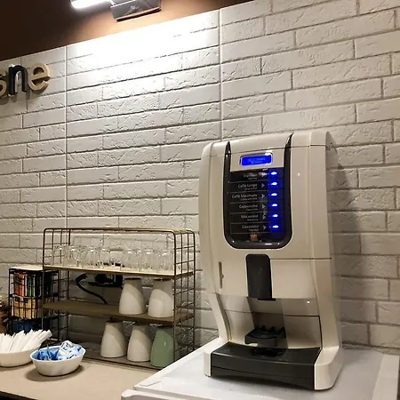 Πανσιόν A Due Passi Dal Ponte